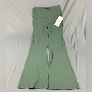 Lululemon Womens Pants Leggings Groove Flared 10 Green Nylon Spandex